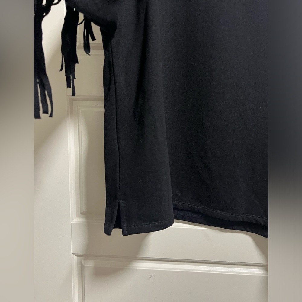 IDYLLWIND By Miranda Lambert Black Cropped Fringe Sweater Large - Picture 5 of 10